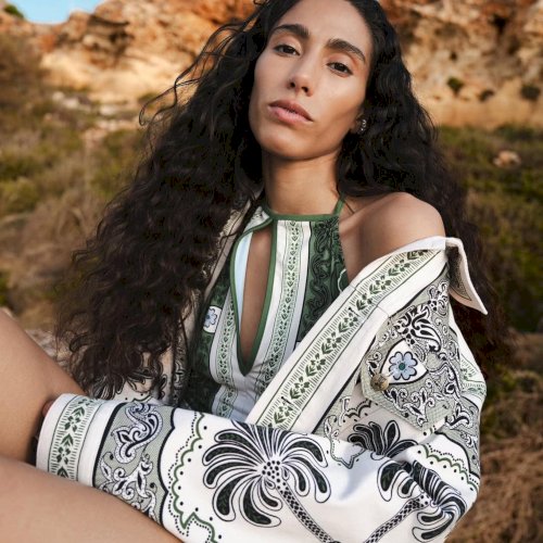 La DoubleJ is on a mission to do more than dress you — it’s here to elevate you. 💫

Rooted in maximalist prints, chakra-conscious colors, and a deep love for joy, this Milanese label turns every piece into a mood-lifting ritual. Whether it’s a flowing silk dress or a wildly patterned plate, La DoubleJ is designed to raise your vibration — and your style.

Get ready to feel good, look fabulous and live on a higher frequency.
This is La DoubleJ. 💃🔮🌺

#MaximalismWithMeaning #LuxuryFindsBoutique #WearYourEnergy #MarbellaLuxury #eventsmarbella